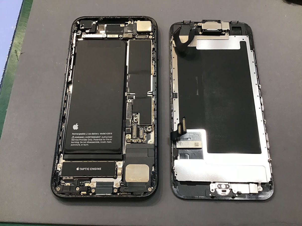 iPhoneSE3ならデータそのまま修理可能なスマホ修理工房セレオ甲府店へ！